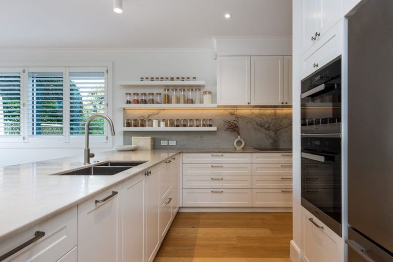 Photo of property in 1/30 Ocean View Road, Milford, Auckland, 0620