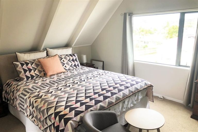 Photo of property in 97c Taylor Street, Blockhouse Bay, Auckland, 0600