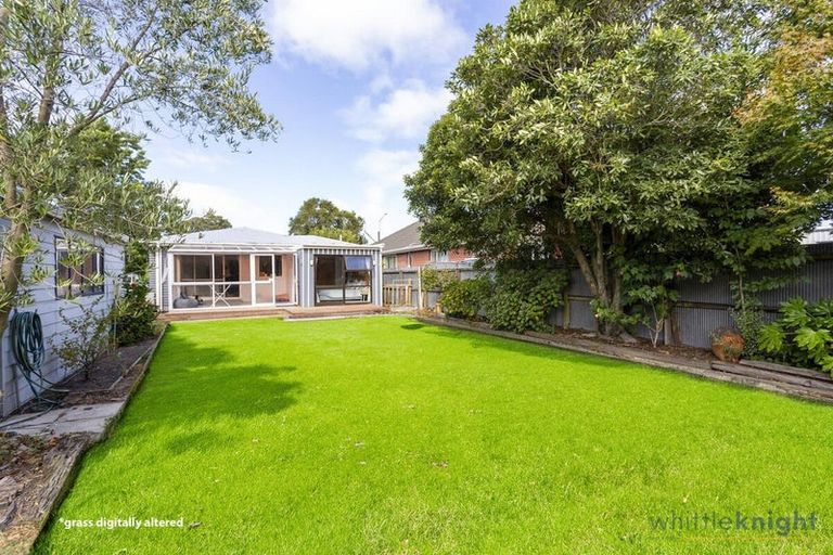Photo of property in 422 Yaldhurst Road, Russley, Christchurch, 8042