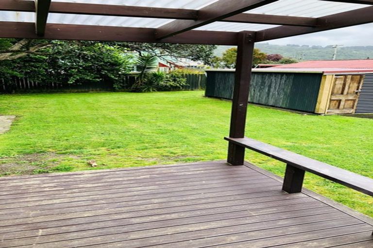 Photo of property in 24 Rainey Grove, Taita, Lower Hutt, 5011