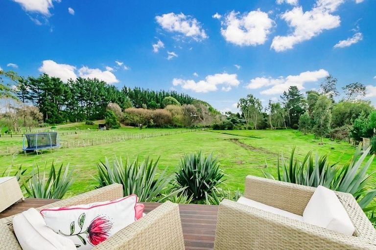 Photo of property in 103 Greenhill Road, Waikanae, 5391