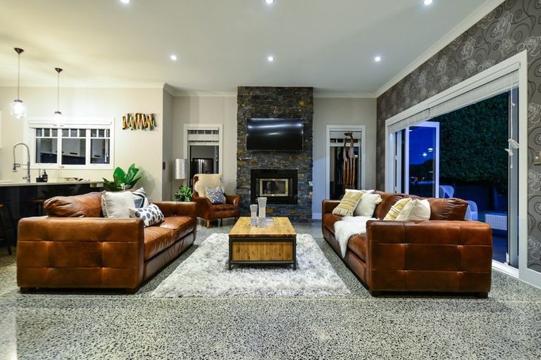 Photo of property in 17 Karl Michael Crescent, Flagstaff, Hamilton, 3210