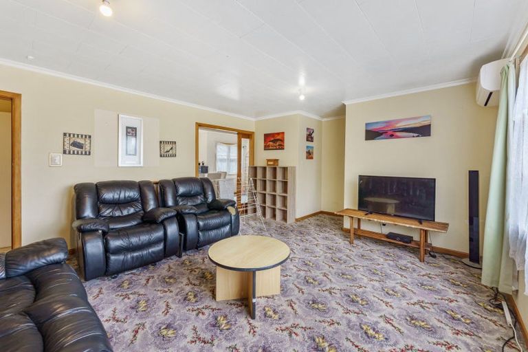 Photo of property in 102 Waerenga Road, Otaki, 5512