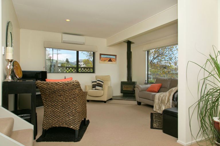 Photo of property in 162 Te Heuheu Street, Taupo, 3330