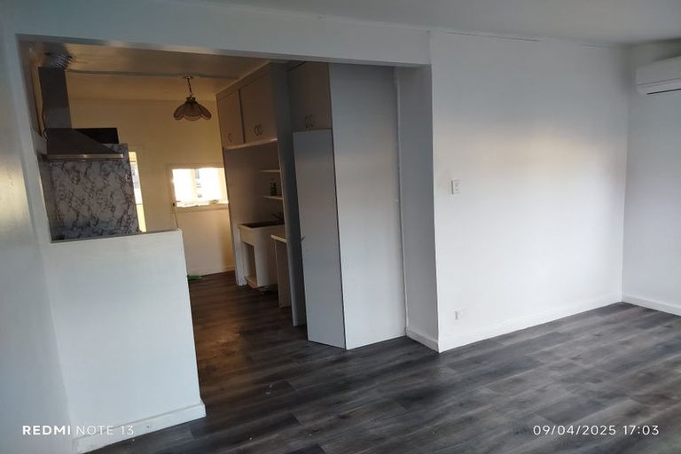 Photo of property in 26a Ludlam Crescent, Woburn, Lower Hutt, 5010