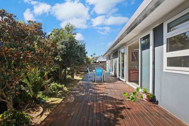 Photo of property in 15a Sea View Terrace, Cockle Bay, Auckland, 2014