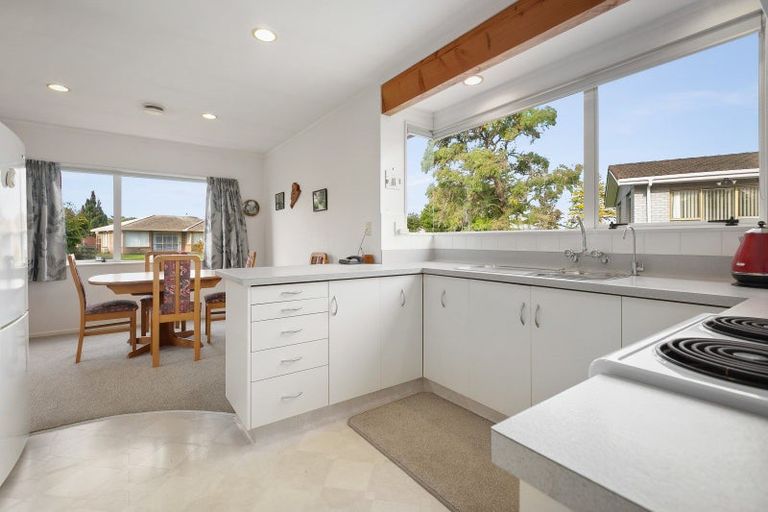 Photo of property in 1 Rosemary Place, Katikati, 3129