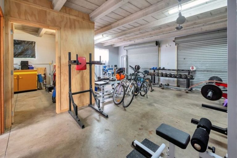 Photo of property in 298 Royal Road, Massey, Auckland, 0614