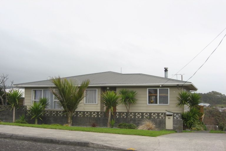 Photo of property in 22 Pitcairn Street, Oakura, 4314