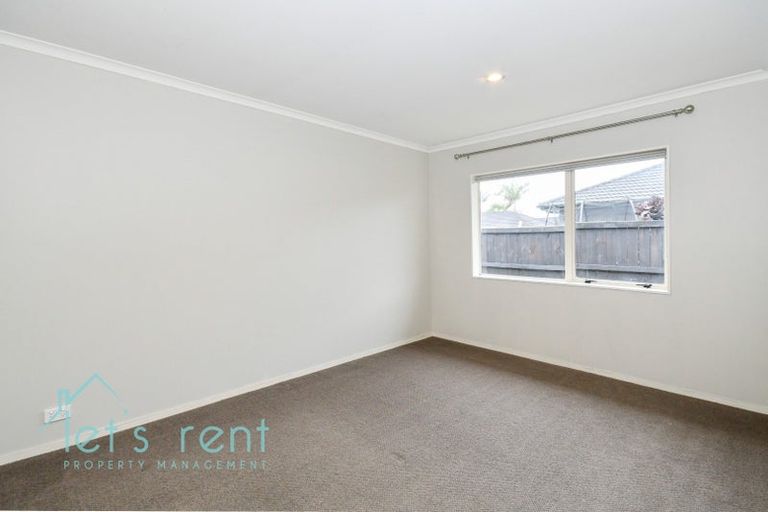 Photo of property in 45 Turnberry Drive, Wattle Downs, Auckland, 2103