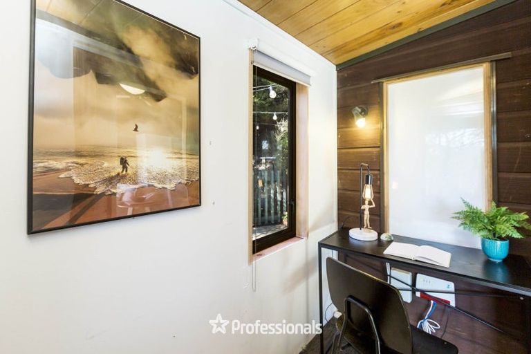 Photo of property in 10 Hobbit Lane, Pinehaven, Upper Hutt, 5371