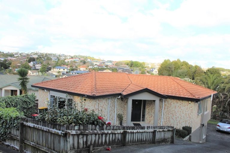 Photo of property in 15 Chieftain Rise, Goodwood Heights, Auckland, 2105