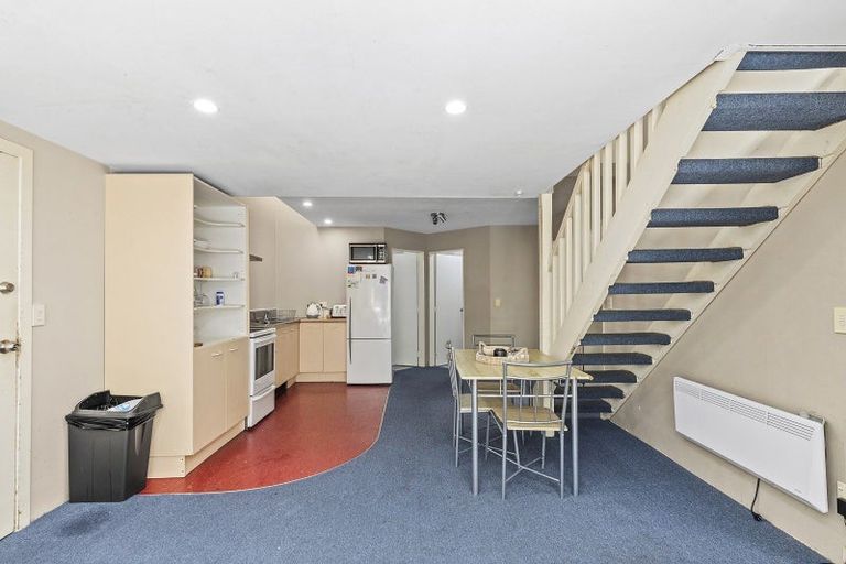 Photo of property in 3/5 Hopper Street, Mount Cook, Wellington, 6011