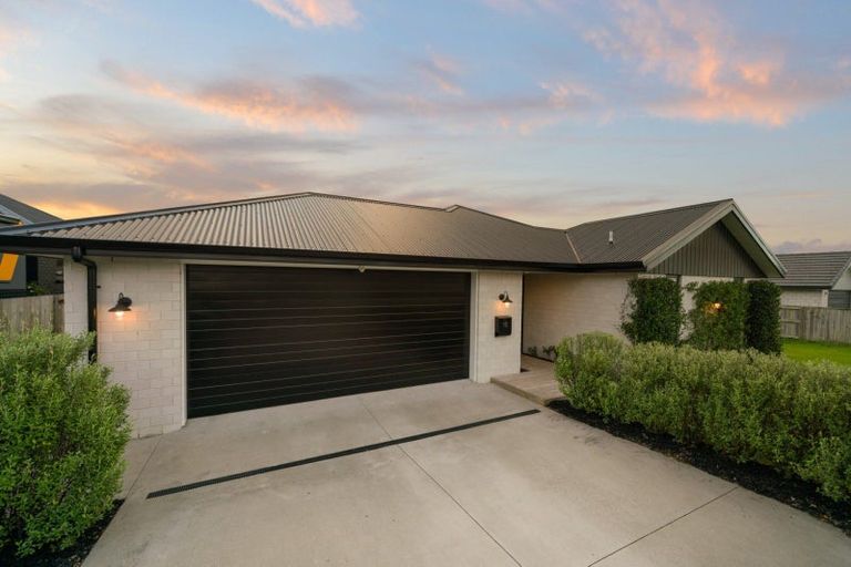 Photo of property in 18 Hass Drive, Ohauiti, Tauranga, 3112
