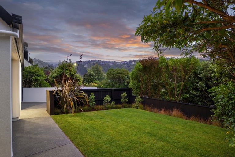 Photo of property in 1/9 Glenstrae Road, Redcliffs, Christchurch, 8081
