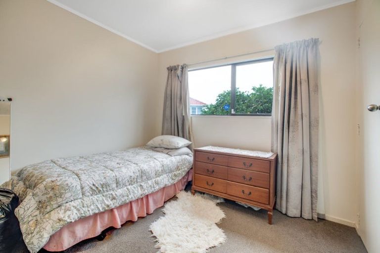 Photo of property in 5a Oak Avenue, Nawton, Hamilton, 3200