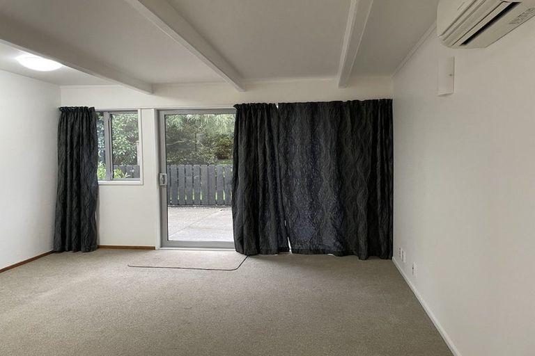 Photo of property in 1/63 Cheviot Road, Lowry Bay, Lower Hutt, 5013