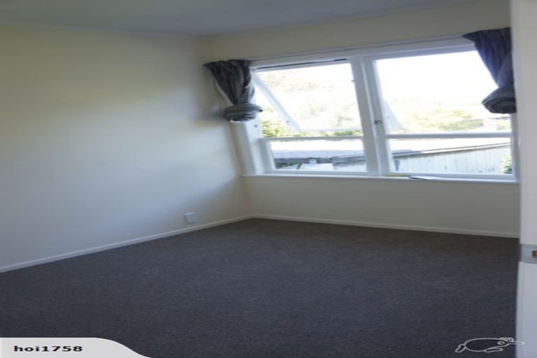 Photo of property in 24 Waipani Road, Te Atatu Peninsula, Auckland, 0610