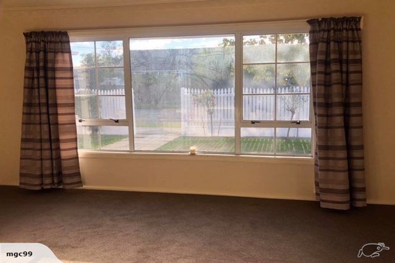 Photo of property in 70 Deepdale Street, Burnside, Christchurch, 8053