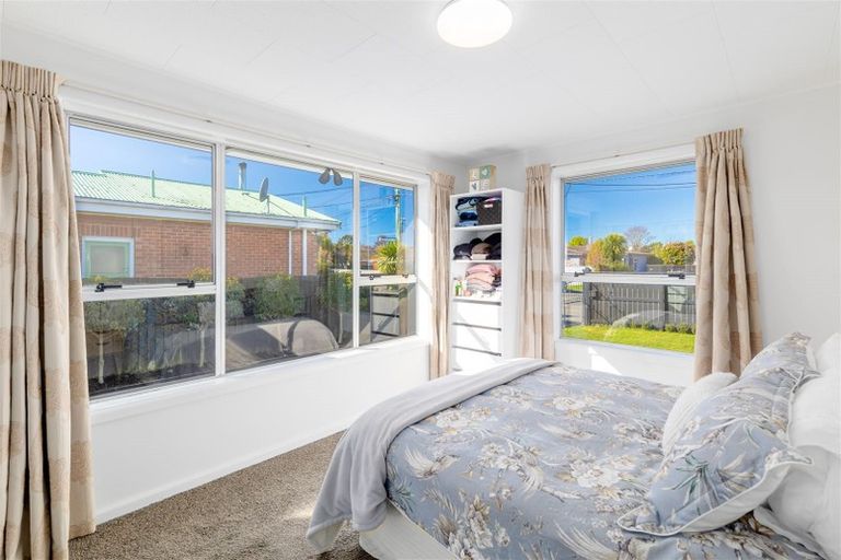 Photo of property in 289 Westminster Street, Mairehau, Christchurch, 8013