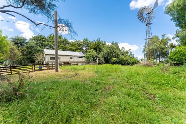 Photo of property in 53 Hamilton Road, Waimauku, 0881