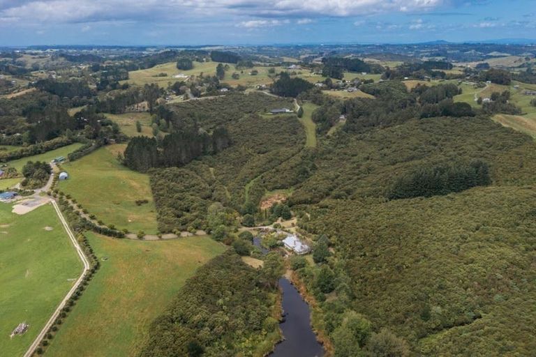 Photo of property in 611 Horseshoe Bush Road, Waitoki, Albany, 0794