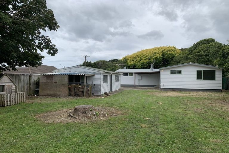 Photo of property in 280 Te Moana Road, Waikanae, 5036