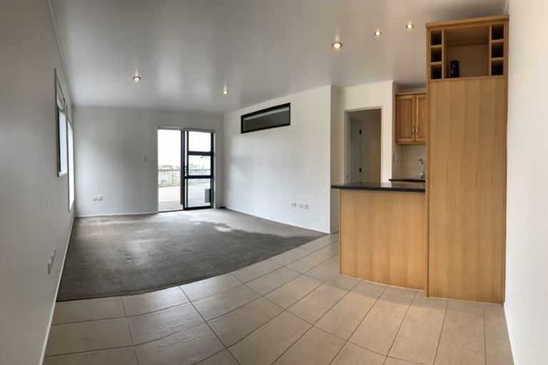 Photo of property in 122 Fairview Avenue, Fairview Heights, Auckland, 0632