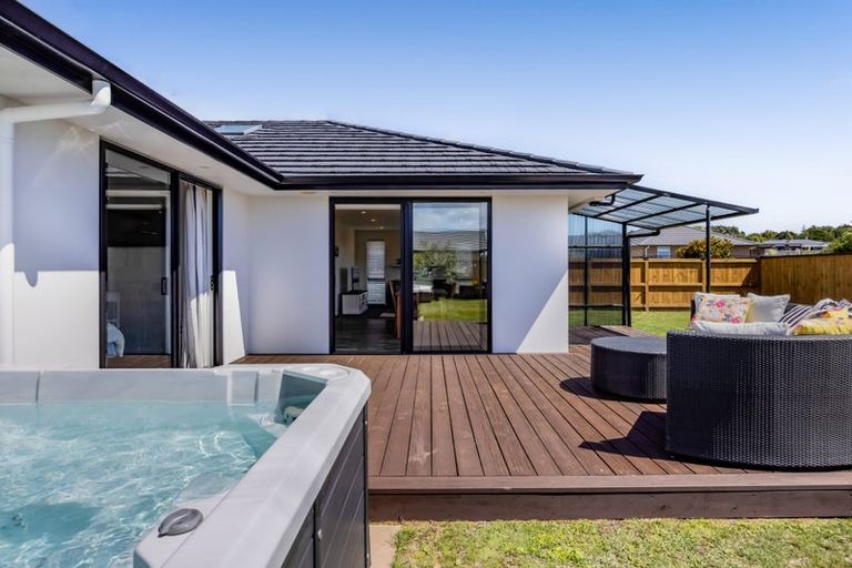 Photo of property in 56 Papawhero Drive, Bell Block, New Plymouth, 4312