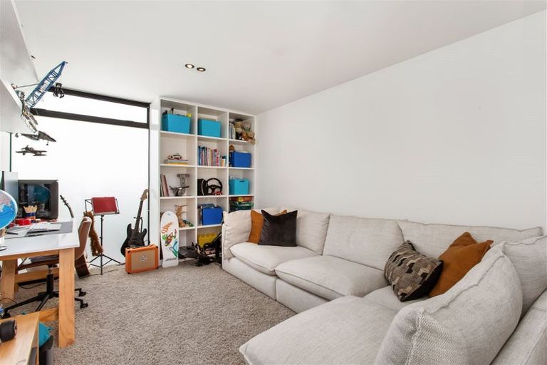 Photo of property in 71 Chapter Street, St Albans, Christchurch, 8052