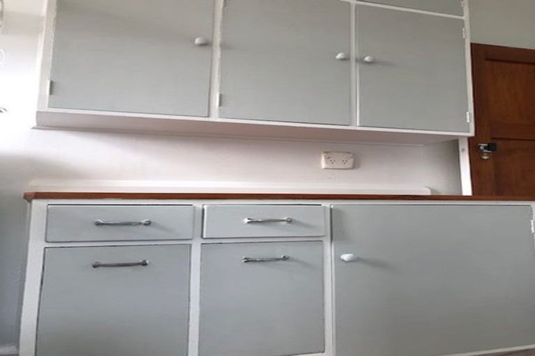 Photo of property in 271 Riverside Drive, Waterloo, Lower Hutt, 5011