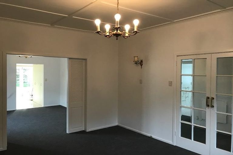 Photo of property in 35 Wilford Street, Woburn, Lower Hutt, 5011