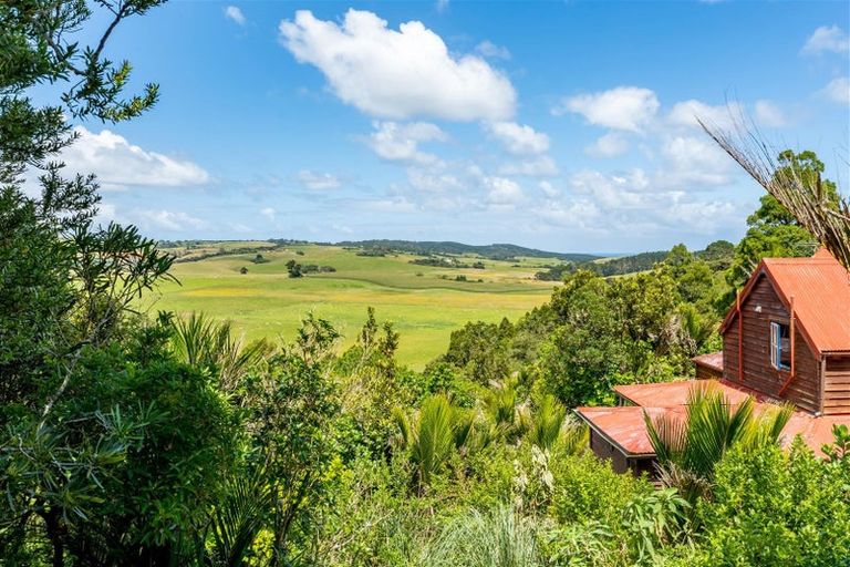 Photo of property in 53 Hamilton Road, Waimauku, 0881