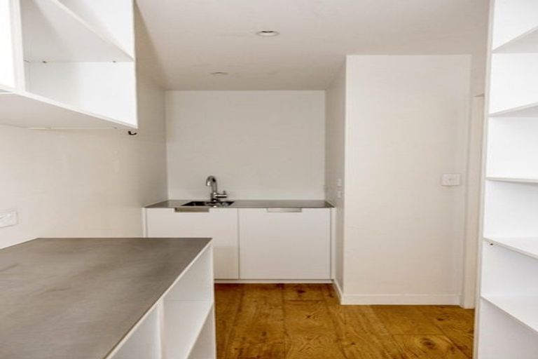 Photo of property in 22c Waipa Street, Birkenhead, Auckland, 0626