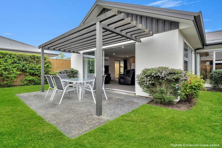 Photo of property in 25 Farnborough Way, Rolleston, 7615