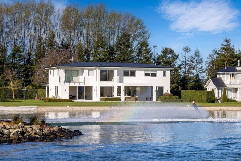 Photo of property in 5 Palmview Drive, Rangiora, 7400