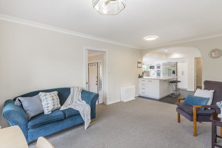 Photo of property in 114 Main Road South, Raumati Beach, Paraparaumu, 5032