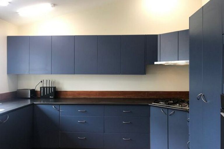 Photo of property in 8 Hall Avenue, Newtown, Wellington, 6021