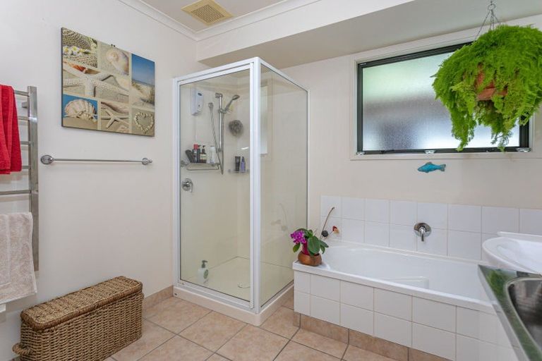 Photo of property in 6 Orchard Road, Hahei, Whitianga, 3591
