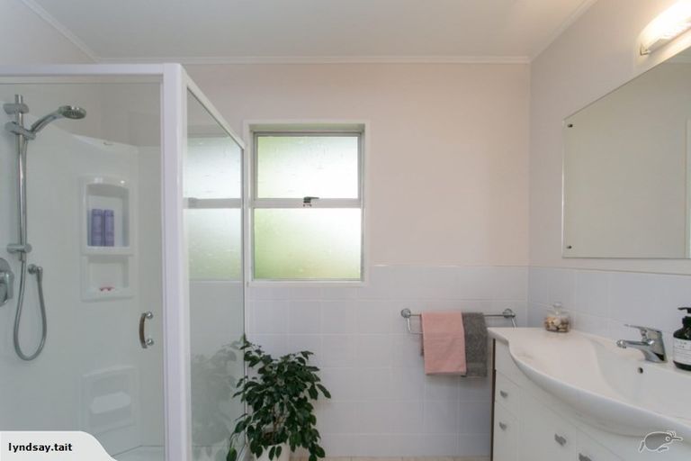 Photo of property in 22 Parsons Street, Vogeltown, New Plymouth, 4310