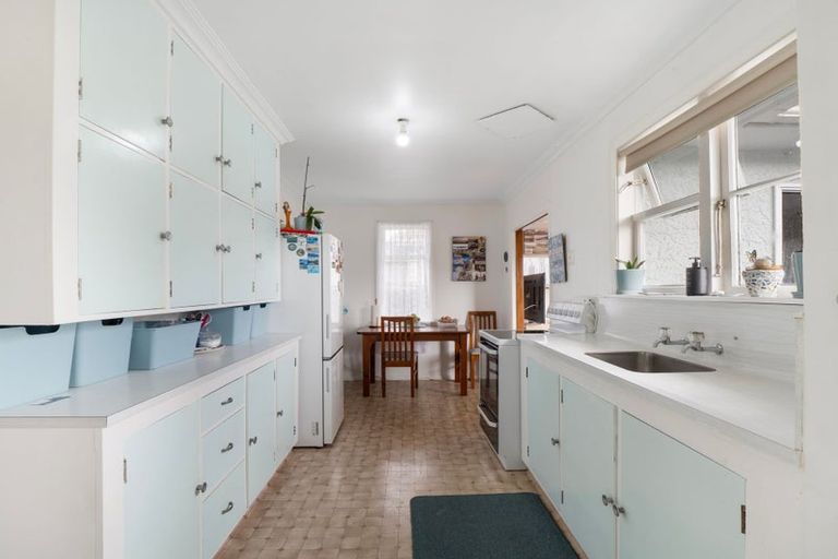 Photo of property in 25 Vernon Avenue, Takaro, Palmerston North, 4412