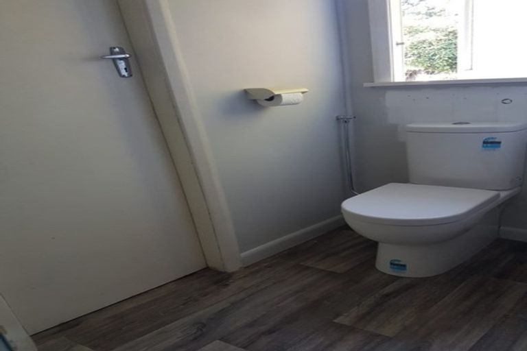 Photo of property in 11 Bisley Avenue, Moana, Nelson, 7011