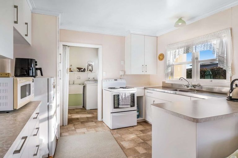 Photo of property in 2 Margaret Street, Levin, 5510