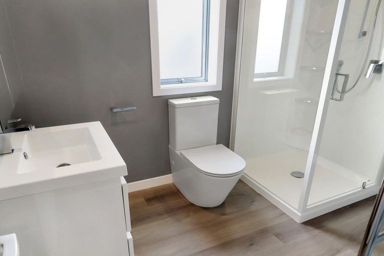 Photo of property in 28a Freyberg Street, Waterloo, Lower Hutt, 5011