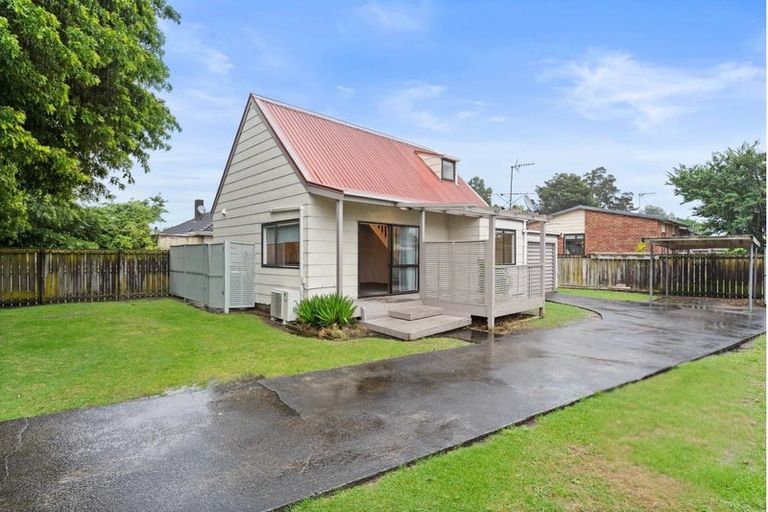 Photo of property in 24a Cosgrave Road, Papakura, 2110