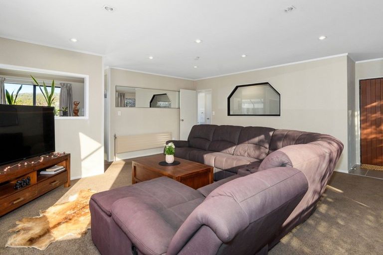 Photo of property in 60 Meander Drive, Welcome Bay, Tauranga, 3112