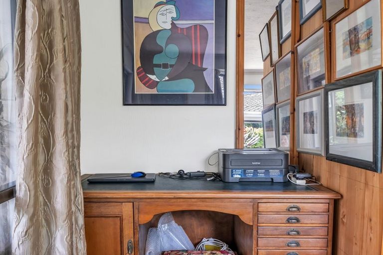 Photo of property in 2/56 Aorangi Road, Bryndwr, Christchurch, 8053