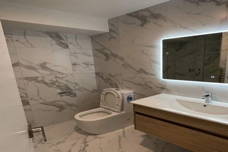 Photo of property in 33 Kapehu Road, Silverdale, 0932