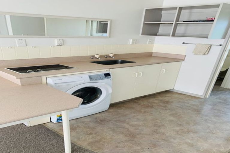 Photo of property in 2/376 Kennedy Road, Pirimai, Napier, 4112