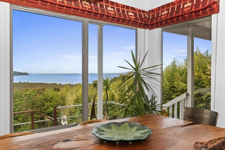 Photo of property in 19 Harbour View Road, Onerahi, Whangarei, 0110